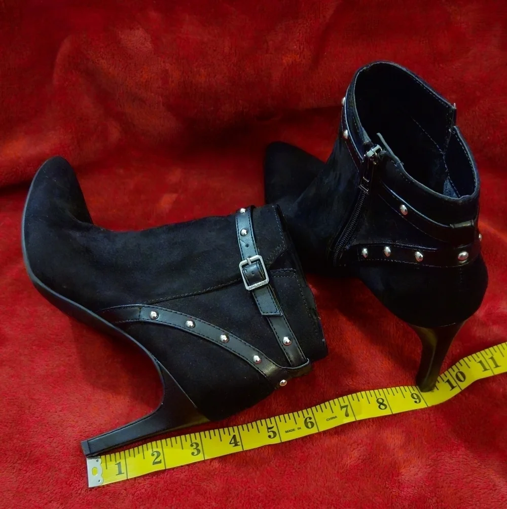 Sam & Libby Black Ankle Boots with Silver Studs - Size 8.5